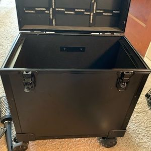 Travel Case w/wheels